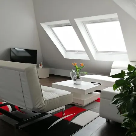 Ruhige In Der Naehe Von Frankfurt Apartment Kelkheim