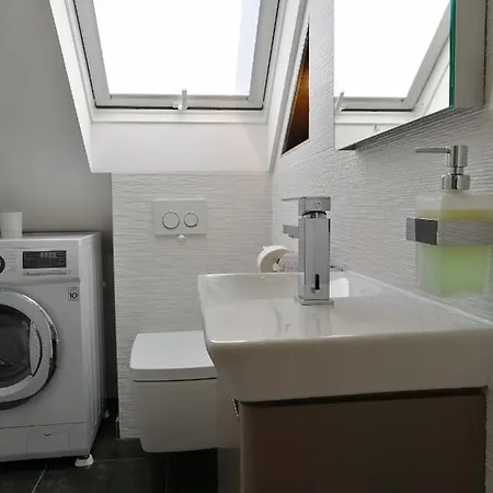 Ruhige In Der Naehe Von Frankfurt Apartment