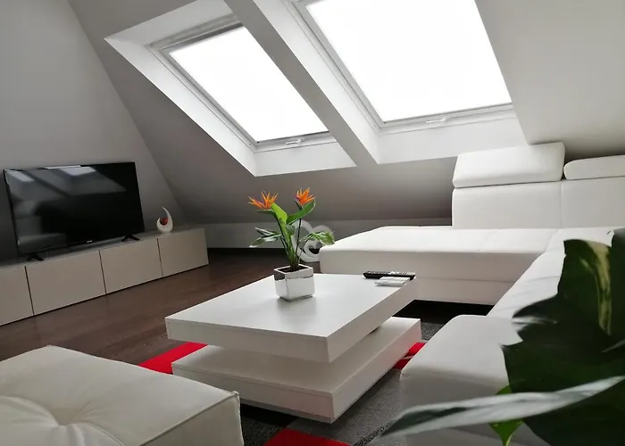 Ruhige In Der Nähe Von Frankfurt Apartment Kelkheim