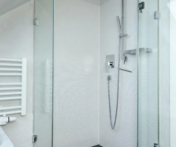 Ruhige In Der Nähe Von Frankfurt Apartment Kelkheim